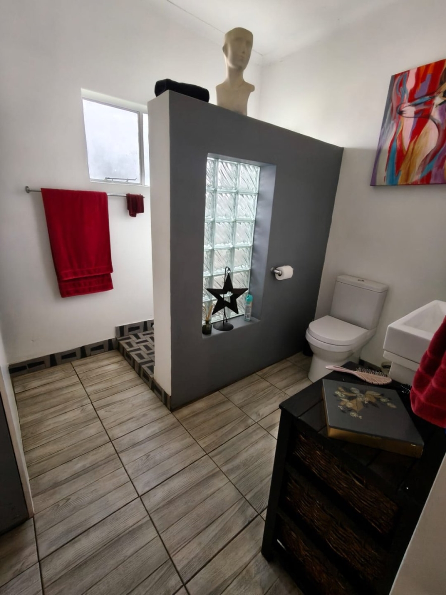 6 Bedroom Property for Sale in Dan Pienaar Free State
